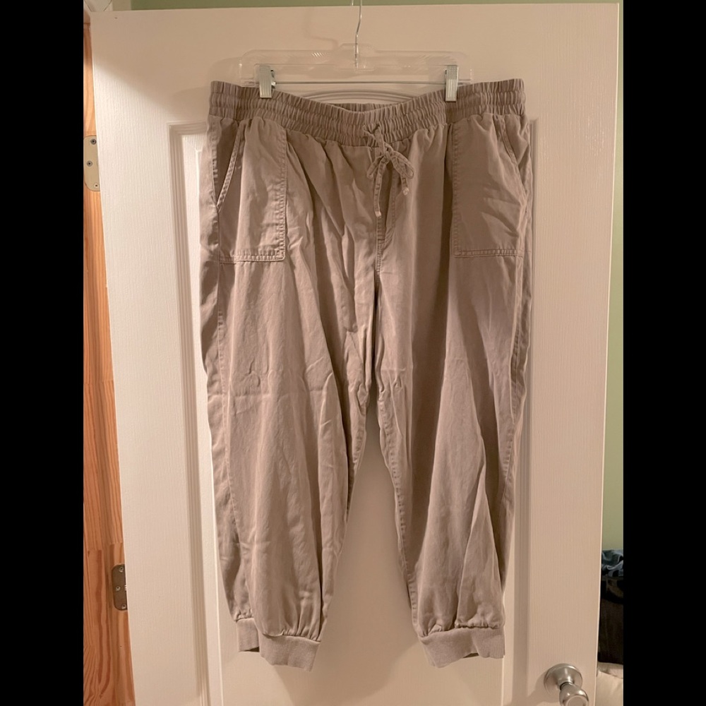 Maurice’s khaki joggers